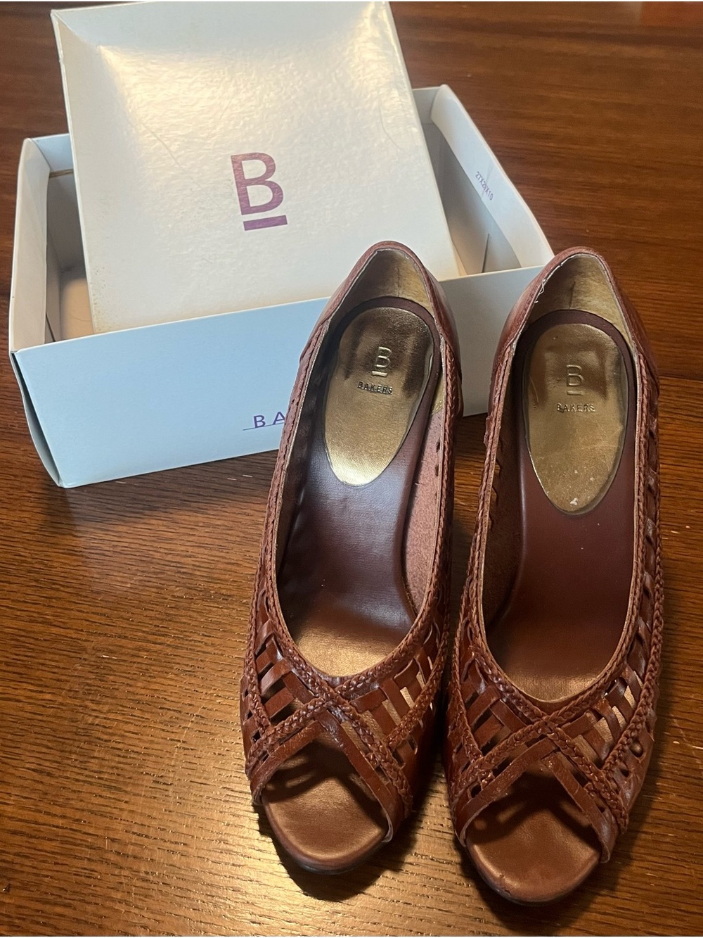 Bakers Cognac Brown Woven Leather Peep Toe Stiletto Heels Pumps Size 8.5